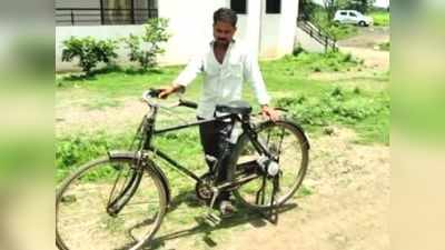पान स्टॉल चालवत पठ्ठ्याने तयार केली इलेक्ट्रीक चार्जवरील सायकल, फक्त ५ रुपयात करणार प्रवास