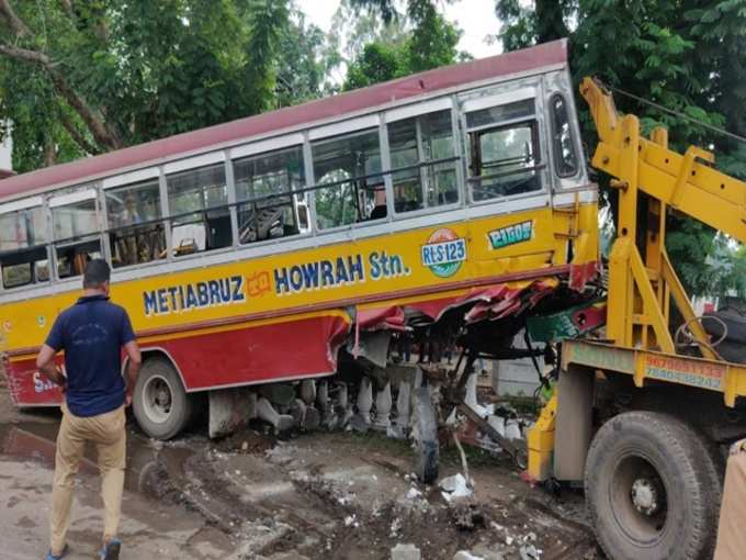 Red Fort Bus Accident