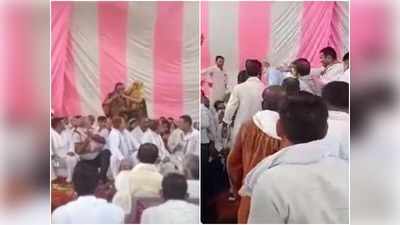 Bhind News: कांग्रेस की बैठक में जमकर हुआ हंगामा, मंच पर भिड़ गईं दो महिला नेत्रियां