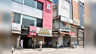 लाजपत नगर का सेंट्रल मार्केट बंद, 7 दुकानें भी सील