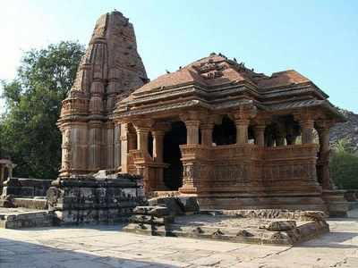 उदयपुर के सिर्फ महलों में ही नहीं इन मंदिरों पर भी डालिए एक नजर, इनकी संरचनाएं करती हैं लोगों को आकर्षित