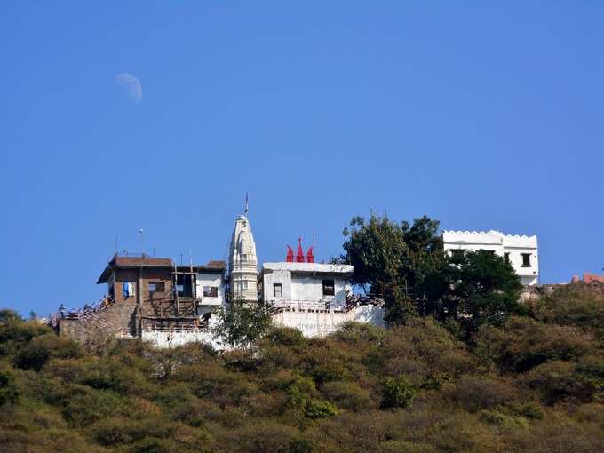 श्री मंशापूर्ण करणी माता, उदयपुर - Shri Manshapurna Karni Mata, Udaipur in Hindi