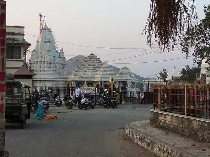 महाकालेश्वर मंदिर, उदयपुर - Mahakaleshwar Temple, Udaipur in Hindi