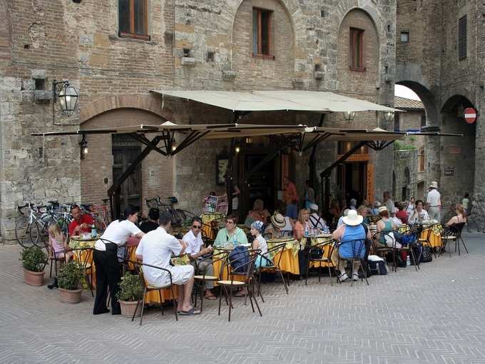 टस्कनी, इटली - Tuscany, Italy in Hindi