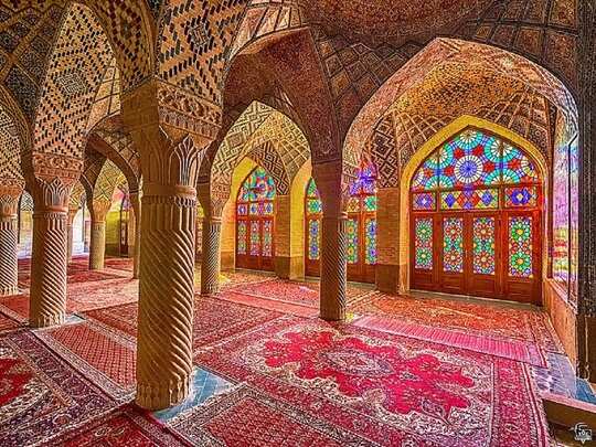 World Biggest Masjid,ये हैं दुनिया की 7 सबसे बड़ी मस्जिदें, जहां हर मुस्लिम  एक बार जरूर जाना चाहेगा - largest mosque in the world in hindi - Navbharat  Times