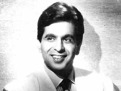 Dilip Kumar Passes Away: नहीं रहे बॉलिवुड के ट्रेजिडी किंग दिलीप कुमार, 98 साल की उम्र में निधन