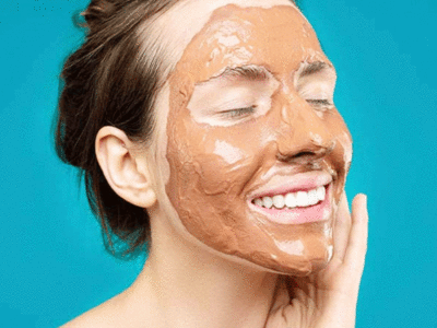 Skin Tightening Face Pack: ढीली पड़ने लगी है चेहरे की त्वचा? रात को लगाएं विटमिन-सी फेस पैक और ये सीरम