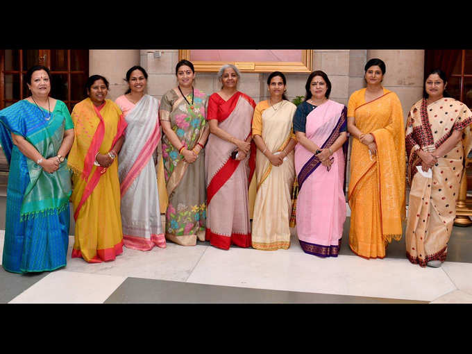 मोदी मंत्रिपरिषद में महिलाएं