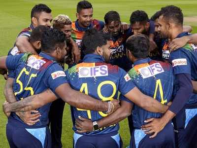 खतरे में पड़ सकती है भारत-श्रीलंका सीरीज, बल्लेबाजी कोच निकले कोरोना पॉजिटिव