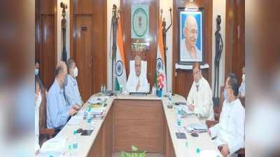 Chhattisgarh News: सीएम भूपेश बघेल ने दिया शहतूत के प्लांटेंशन को​ बढ़ावा देने का आदेश, पढ़िए समीक्षा बैठक में क्या रहा खास