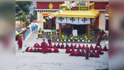 ब्लॉगः निर्वासित तिब्बती नया धर्मगुरु तो चुन लेंगे, लेकिन ये सवाल बना रहेगा कि...