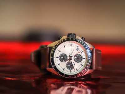 Branded Mens Watch : इन ब्रांडेड Mens Watch को पहनकर मिलेगा स्टाइलिश और क्लासी लुक, 41% तक की छूट पर खरीदें