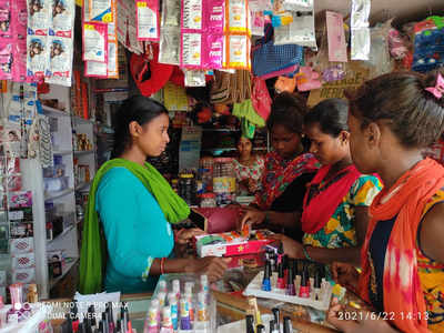 झारखंड ग्रामीण अर्थव्यवस्था का रथ खींच रहीं हैं डेढ़ लाख उद्यमी महिलाएं