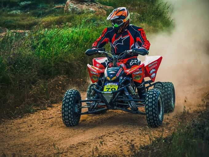 क्वाड मोटर बाइकिंग - Quad Biking in Bangalore in Hindi