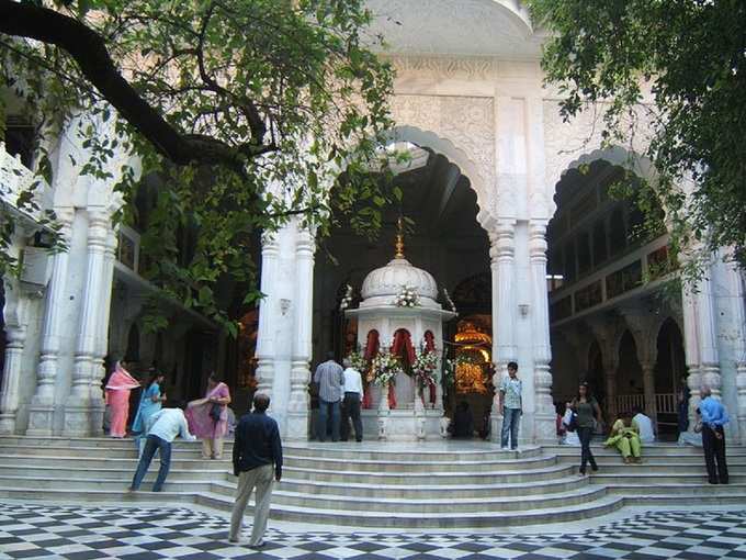 मुंबई का इस्कॉन मंदिर - ISKCON Temple in Mumbai in Hindi