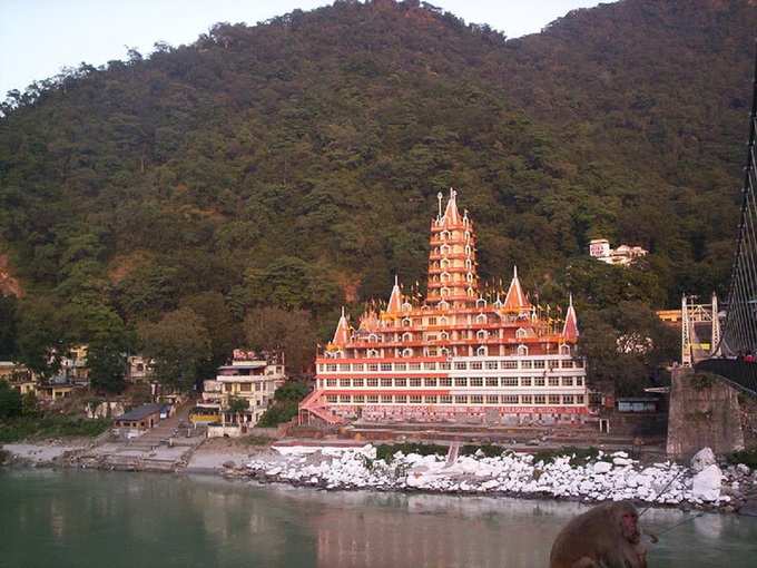 ऋषिकेश में त्रयंबकेश्वर मंदिर - Trayambakeshwar Temple in Rishikesh in Hindi