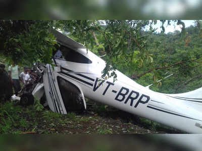 trainee plane crashed in jalgaon: जळगावात कोसळलेले ते विमान प्रशिक्षण देणारे, वैमानिकाचा मृत्यू