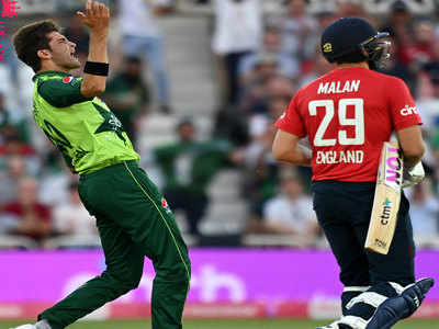 Eng vs Pak 1st T20: लिविंगस्टोन का शतक बेकार, पाकिस्तान ने लिया बदला, इंग्लैंड को पहले टी-20 में 31 रनों से हराया