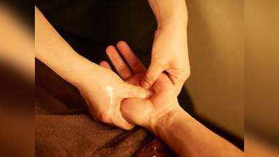 <strong></strong><strong>Acupressure Points : </strong>पचनाच्या समस्या, आतड्यांचे कार्य, अनहेल्दी फुड क्रेविंग अशा अनेक समस्यांपासून मिळेल मुक्ती, फक्त शरीराचे ‘हे’ 5 भाग अंगठ्याने दाबा!