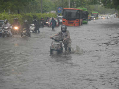 Delhi Rain News: जुलाई में सात साल बाद इतना ठंडा दिन