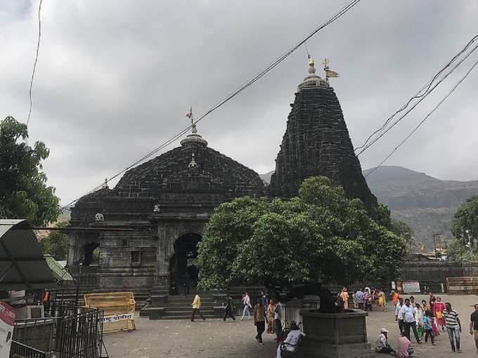 शिव मंदिर त्र्यंबकेश्वर - Shiva Temple Trimbakeshwar In Hindi