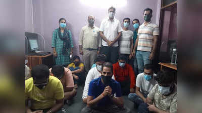 Delhi News: दिल्ली में बैठकर अमेरिका-कनाडा के लोगों से कर रहे थे ठगी, 9 लोग गिरफ्तार