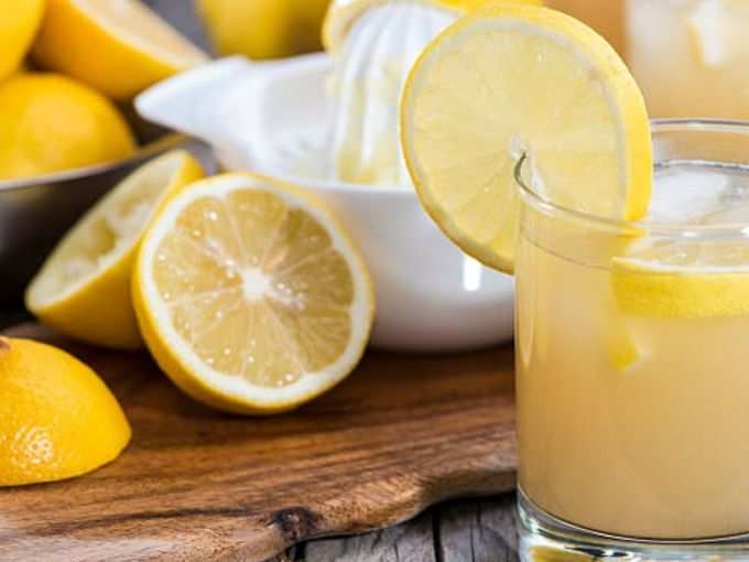 ​नींबू का रस (Lemon juice)