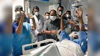 हाथ उठाकर जय श्री राम का नारा लगाते हैं अस्‍पताल में भर्ती कल्‍याण सिंह! वायरल हो रही तस्‍वीर
