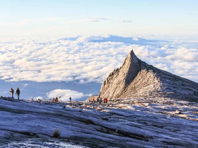 मलेशिया का माउंट किनाबालू - Mount Kinabalu in Malaysia In Hindi