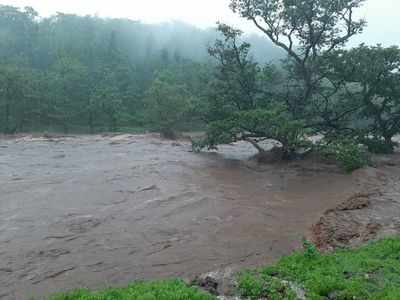 अतिवृष्टीमुळे अमरावतीत अनेक गावांचा संपर्क तुटला, ढगफुटीमुळं शेतीचं नुकसान