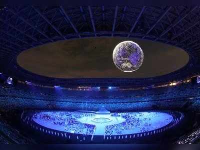 Tokyo Olympics Opening Ceremony LIVE: ओलिंपिक के मैदान पर जैसे चांद उतर आया हो... तस्वीरों में देखिए खेलों के महाकुंभ का आगाज