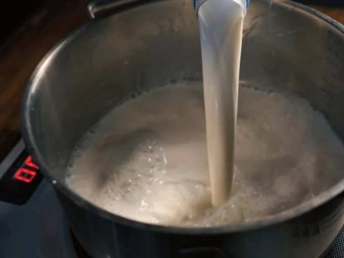 ​गर्म दूध तनाव के स्तर को कम करता है
