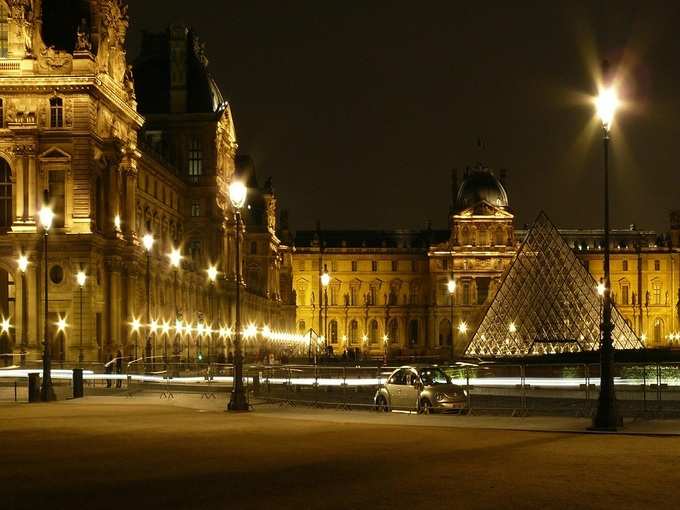 पेरिस में ल्यूव्रे संग्रहालय - Louvre Museum in Paris In Hindi