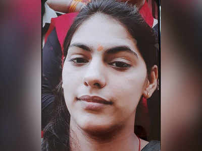 कानपुर: संदिग्ध हालत में महिला कॉन्स्टेबल की मौत, खिड़की के सहारे दुपट्टे से गले में पड़ा था फंदा, जमीन पर थे पैर