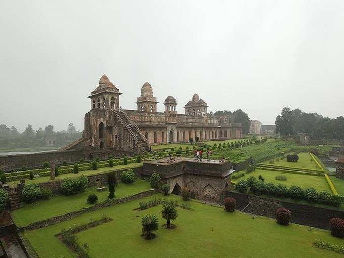 इंदौर के पास मांडु - Indore To Mandu in Hindi