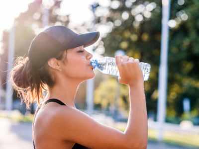 Water benefits: सुबह पानी क्यों पीना चाहिए और क्या हैं इसके फायदे? जानें इस फैक्ट का सच