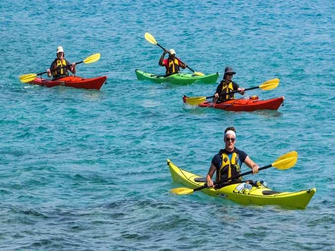 गोवा में कयाकिंग - Kayaking Water Sports In Goa In Hindi