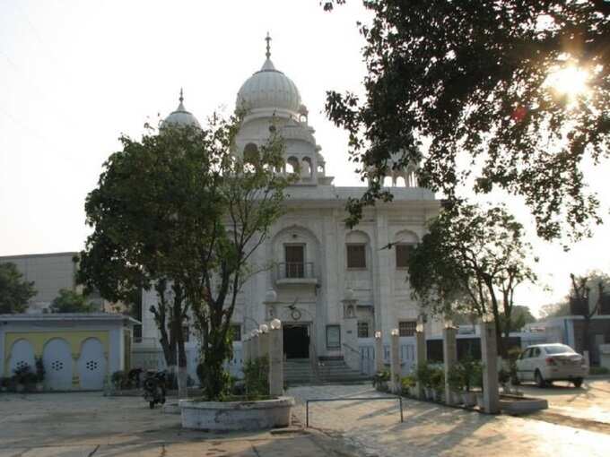 गुरुद्वारा माता सुंदरी - Gurudwara Mata Sundri in Delhi in Hindi