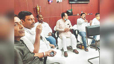 Patna News: पटना की डिप्टी मेयर के खिलाफ अविश्वास प्रस्ताव पेश, क्या बच पाएगी मीरा देवी की कुर्सी?