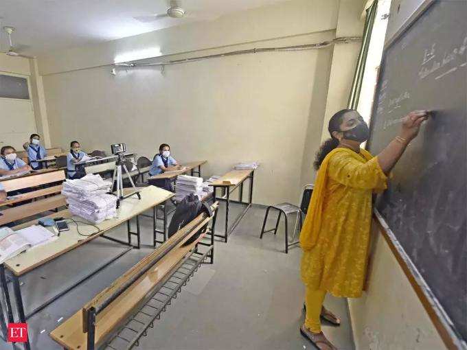 पंजाब: स्‍कूल आने से कतरा रहे स्‍टूडेंट्स