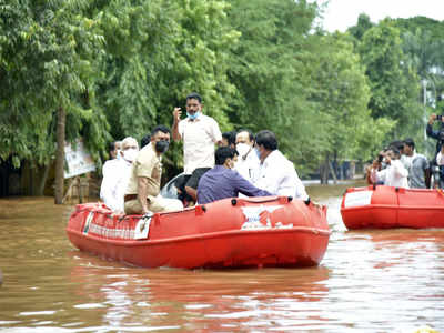 पूर ओसरला पण व्यापाऱ्यांच्या डोळ्यात पणी, सांगलीत दीड हजार कोटींचे नुकसान