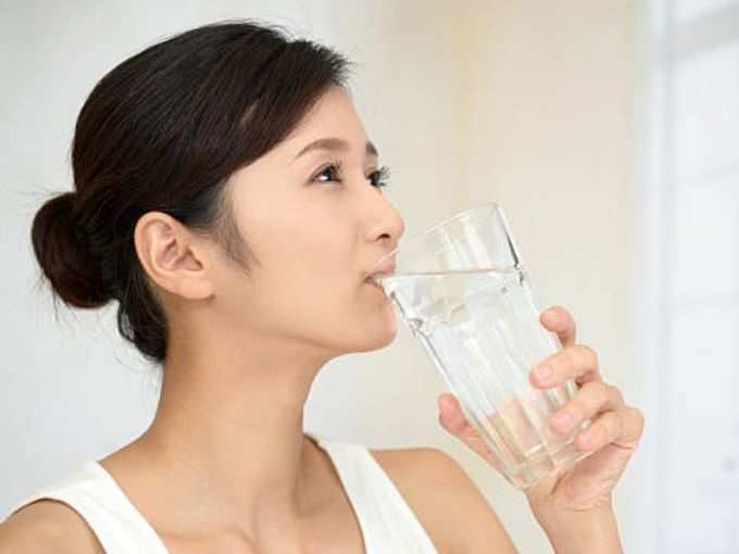 पाणी पिण्याच्या सवयीमुळे जपानी लोक आहेत स्लिम