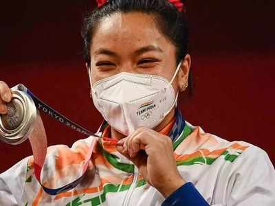 Tokyo olympic में मेडल जीतने के लिए 2 दिन तक भूखी रहीं मीराबाई चानू, ट्रेनिंग में ऐसा था उनका Diet Plan