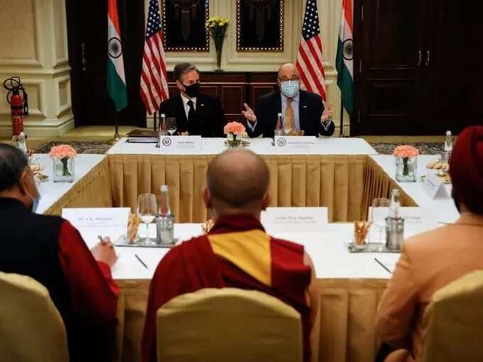 U.S. Secretary of State Anthony Blinken and Ambassador Atul Keshap deliver remarks to civil society organization representatives in New Delhi.