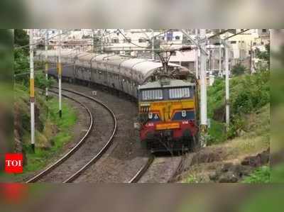 Indian Railways News : बारिश और जलजमाव के चलते रेलवे ने रद्द की ये ट्रेनें, घर से निकलने से पहले चेक कर लें