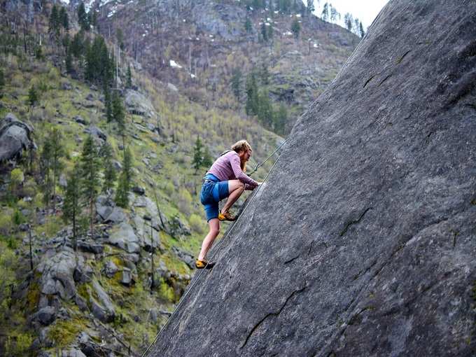 थाईलैंड में रॉक क्लाइम्बिंग - Rock Climbing in Thailand in Hindi