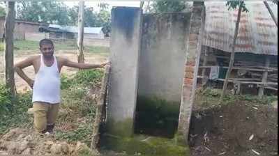 UP News: बस्ती में विकास कार्यों के नाम पर लाखों डकारे, ODF घोषित होने के 5 साल अधूरे पड़े शौचालय