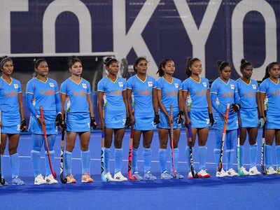 भारतीय महिला हॉकी टीम ने रचा इतिहास, पहली बार ओलिंपिक के क्वार्टर फाइनल में जगह