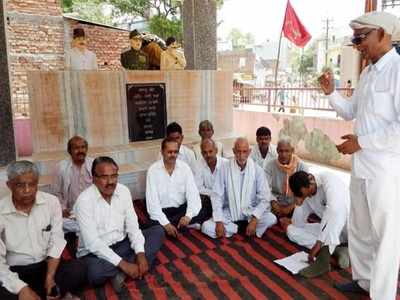 UP CPI politics: बुन्देलखंड में ढह गया भारतीय कम्युनिस्ट पार्टी का किला, अब नहीं दिखते लाल झंडे