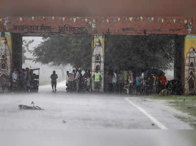 Monsoon in UP: यूपी के बाराबंकी में भारी बारिश तो हरदोई, रायबरेली में सूखे के हालात